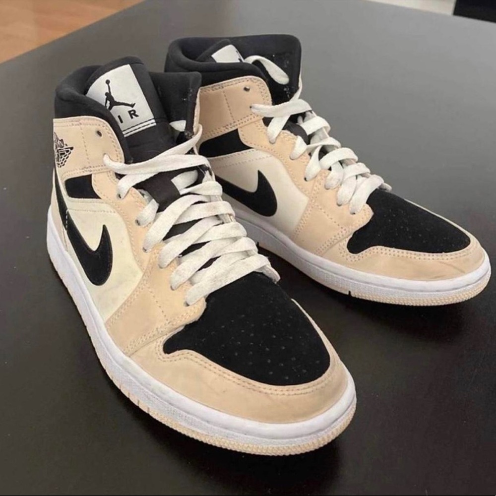 Air Jordan 1